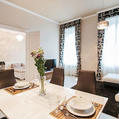 Parliment Luxury Apartment Budapest Værelse billede