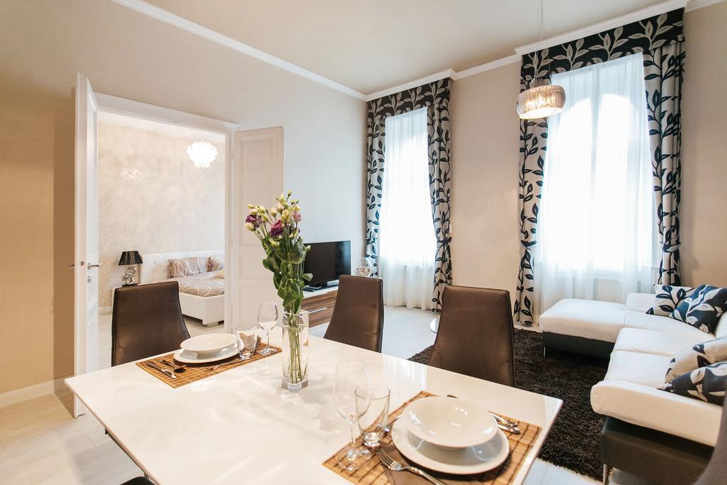 Parliment Luxury Apartment Budapest Værelse billede